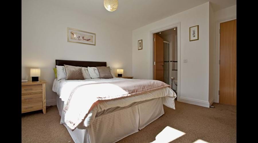 Bedroom and en suite