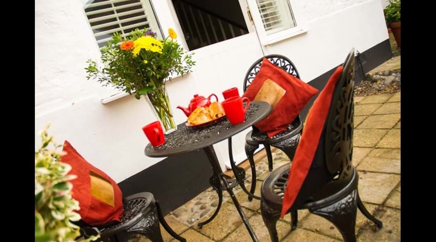Outside patio area and suntrap