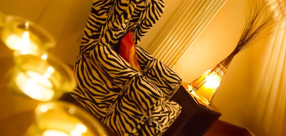 0, 92, 960, 459, 983, 469