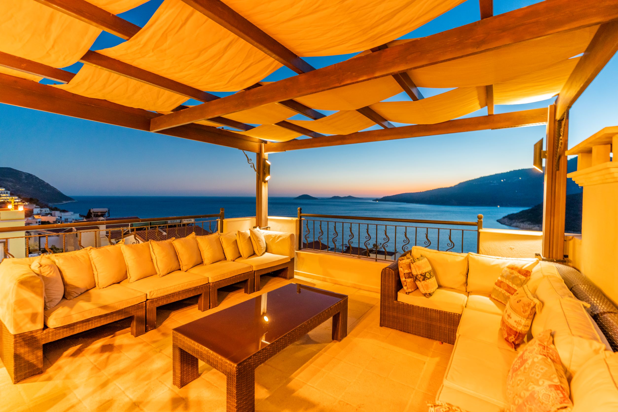 Roof Terrace Seating