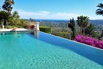 Heated Infinity Pool with Sea View