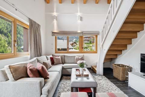 Light sitting room