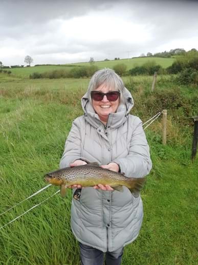 A happy guest with a nice catch. Thank you Caroline.