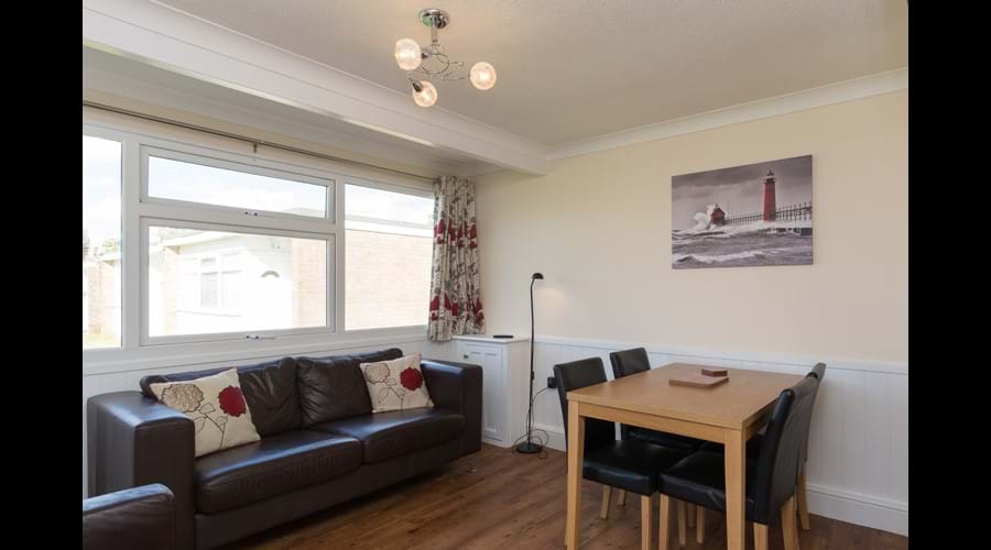 Open plan dining/sitting room
