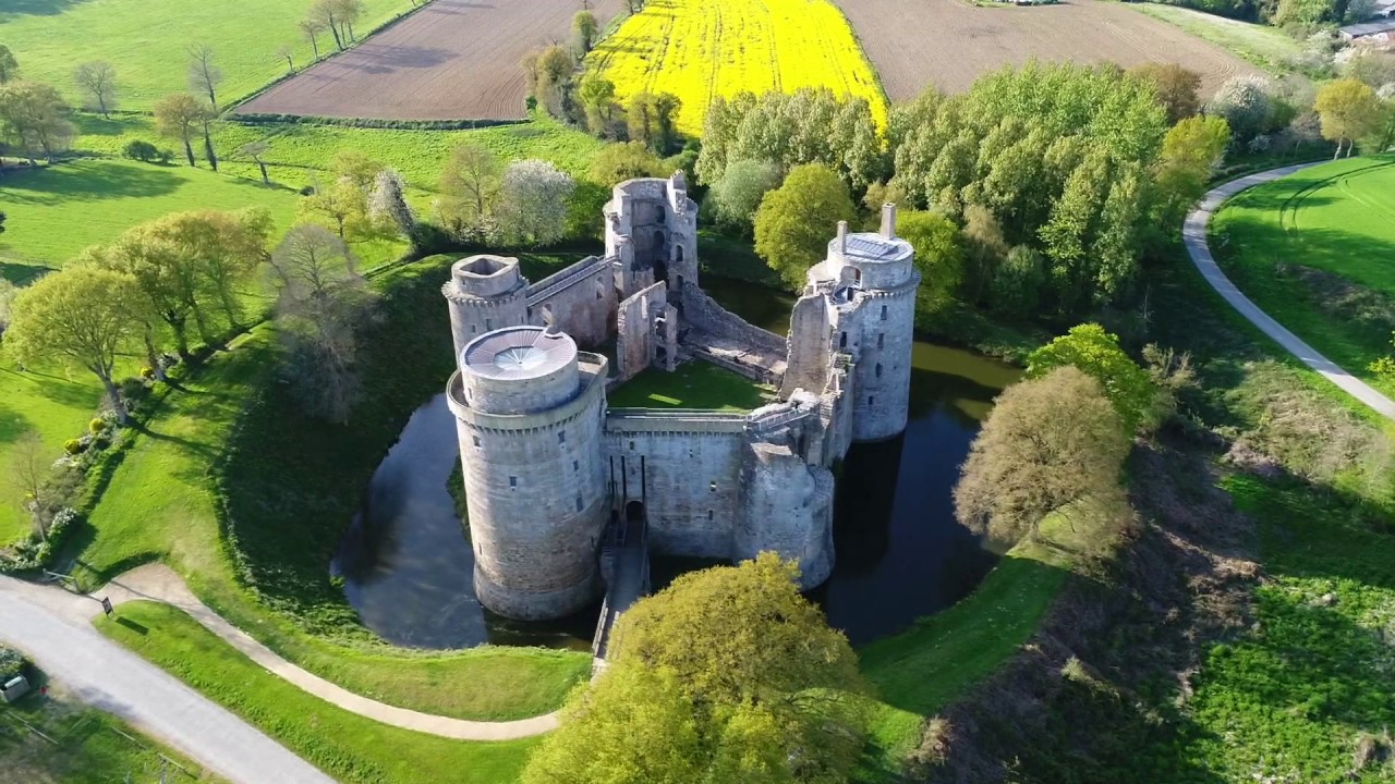 HUNAUDAYE Castle - near Saint-Cast, south-west of Plancoêt - Brittany, France