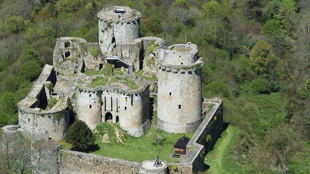 TONQUEDEC Castle - south of Lannion - Brittany, France