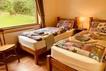 Twin Room Twin Room