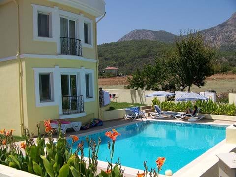 Pearl Apartments Resale apartment in a small complex close to beach and town in Sarigerme