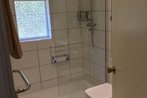 Barafundle Bathroom with rain shower