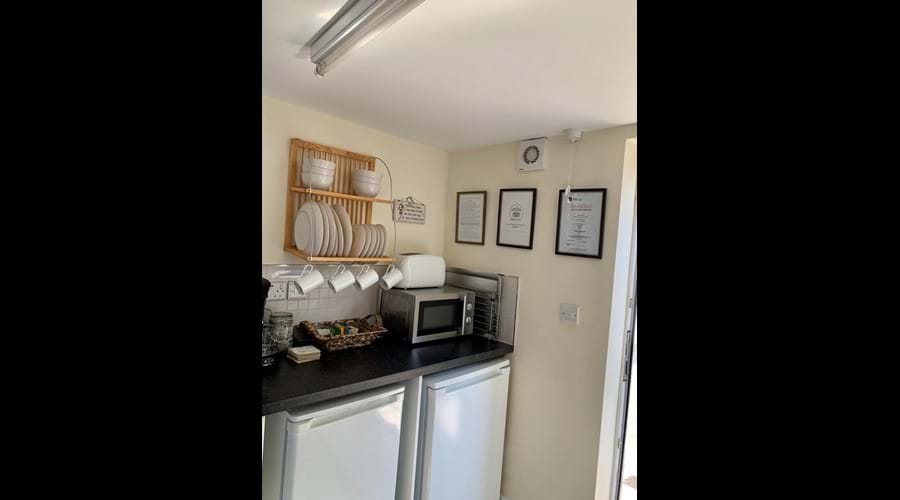 Fridge & freezer for your chilling beers 🍺