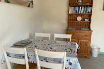 dining area for 4