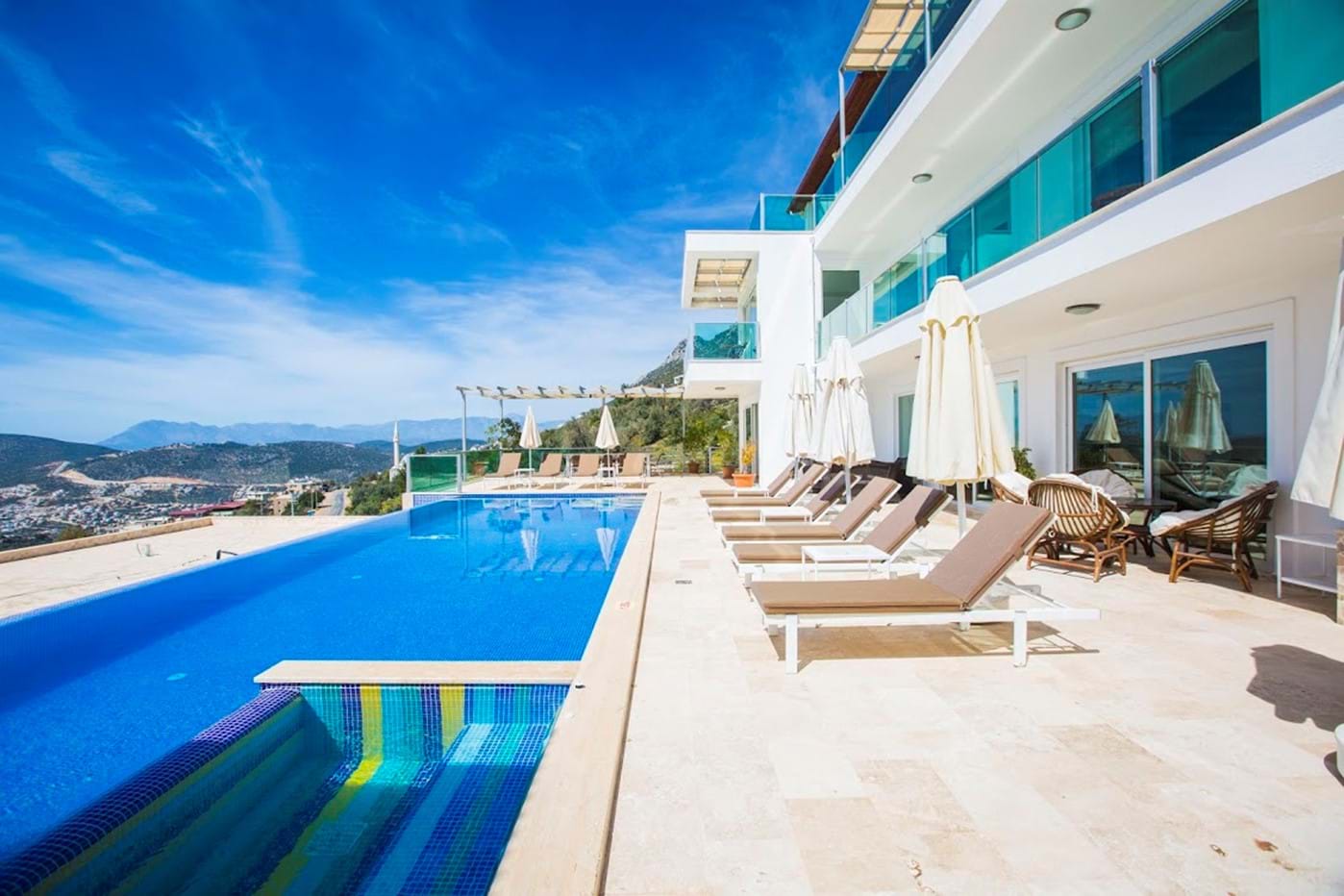 Details Villa Montana