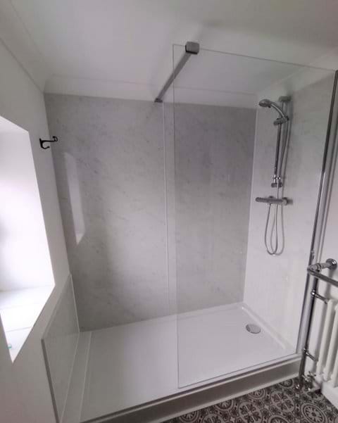 Large Double Shower