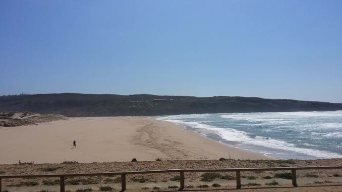 Amoreira Beach in early April