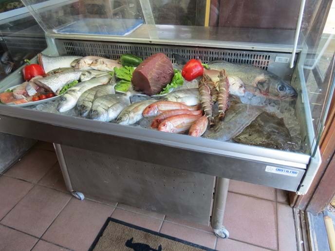 O Paulos - Fresh Fish Selection