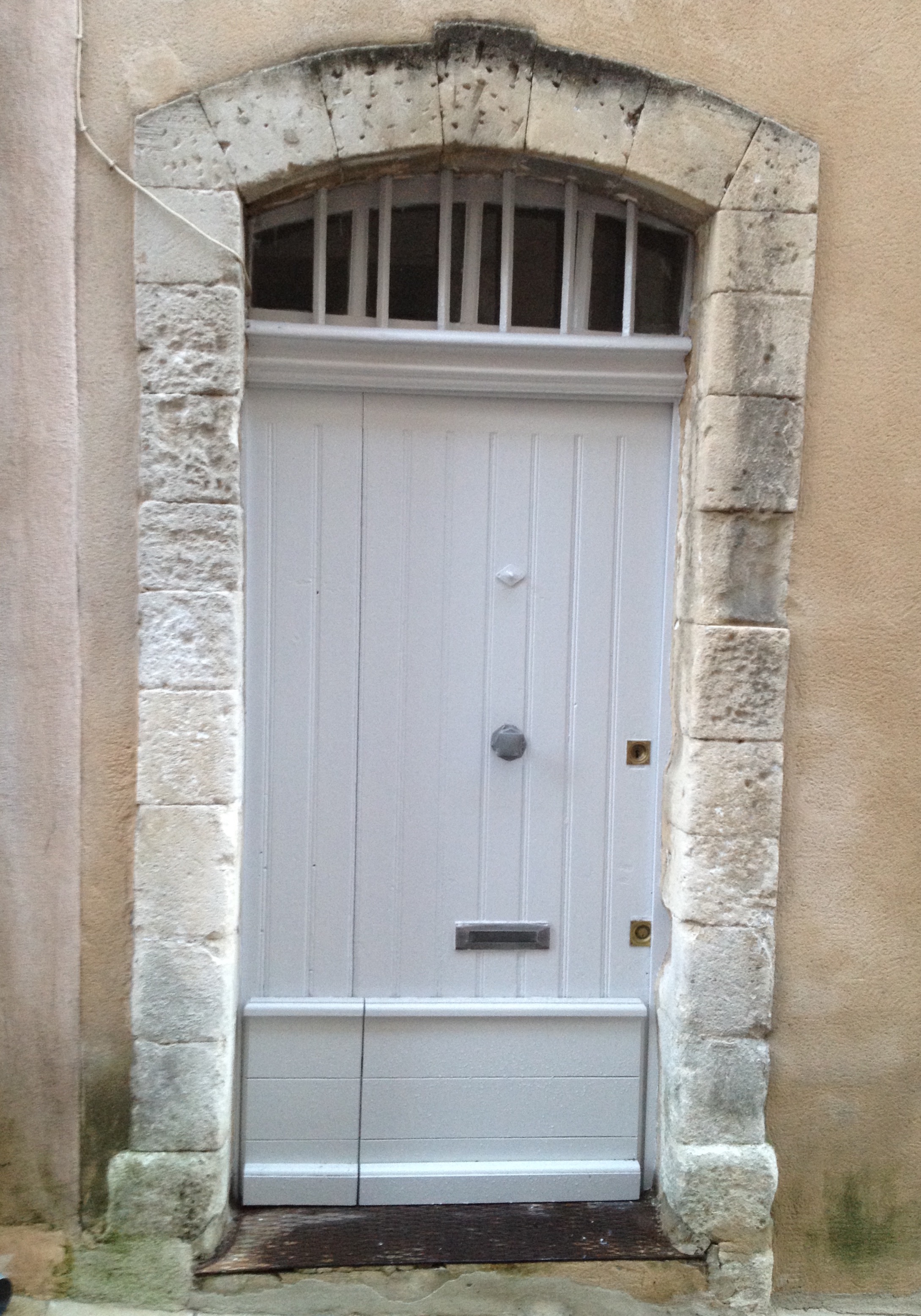 Front door to MaisonO