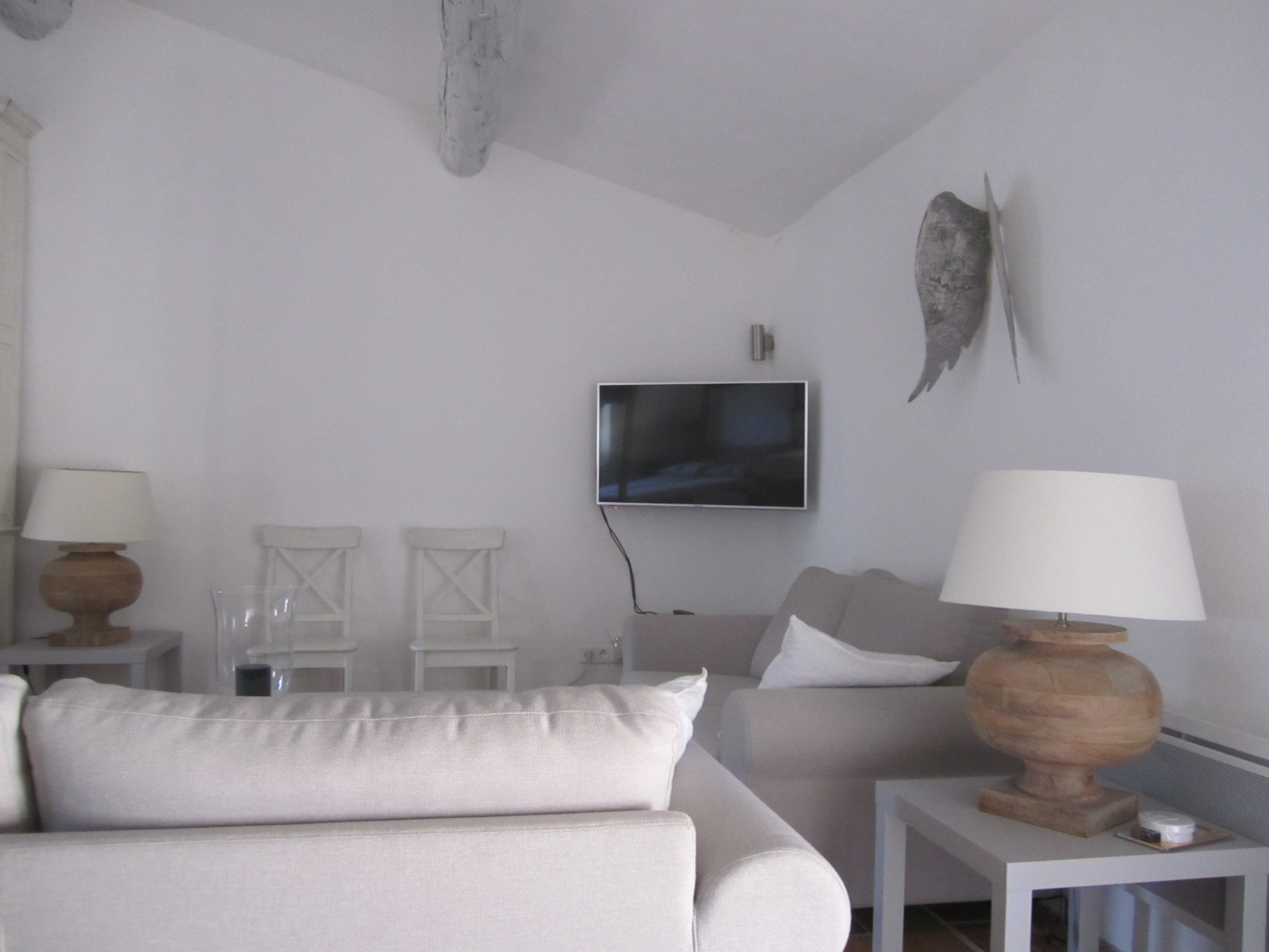 TV Lounge & Games Room