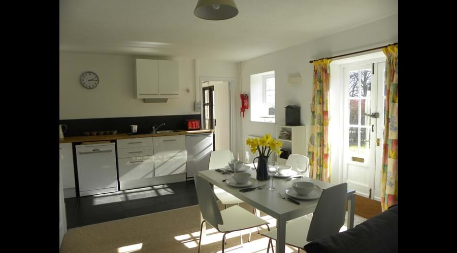 The Shippon dining and kitchen area