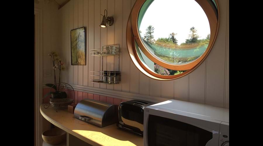 Microwave oven