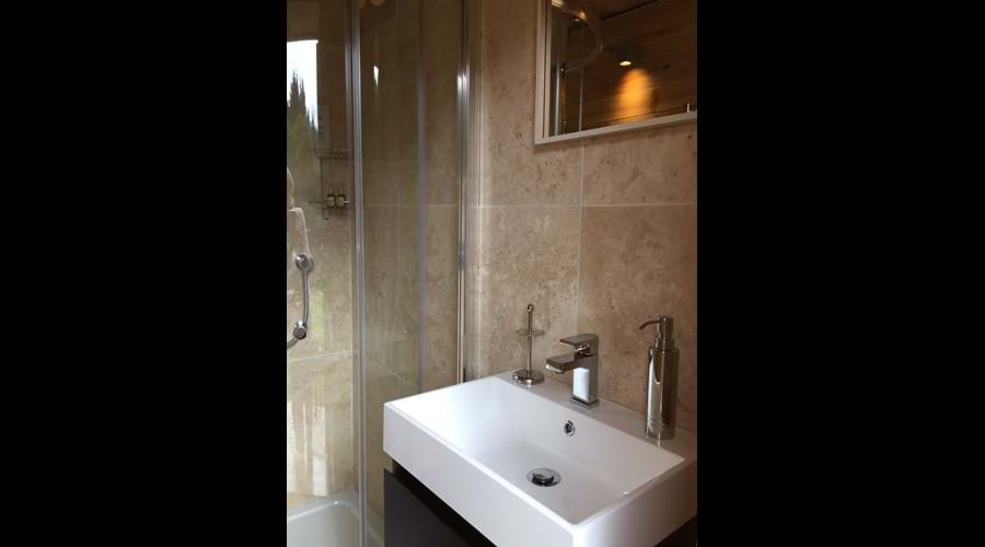 Zingaro shower just 10m away