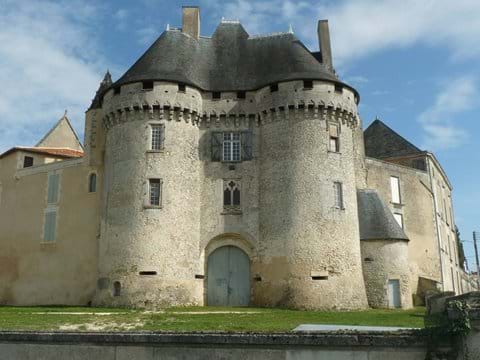 Barbezieux chateau (20 minutes drive)