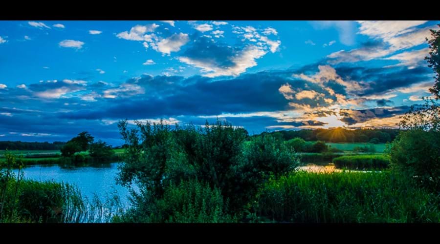 glamping, farm holiday, rural retreat, luxury camping, shepherds hut, bird watching, romantic break, short break close to London, shepherds hide, lakeside holiday