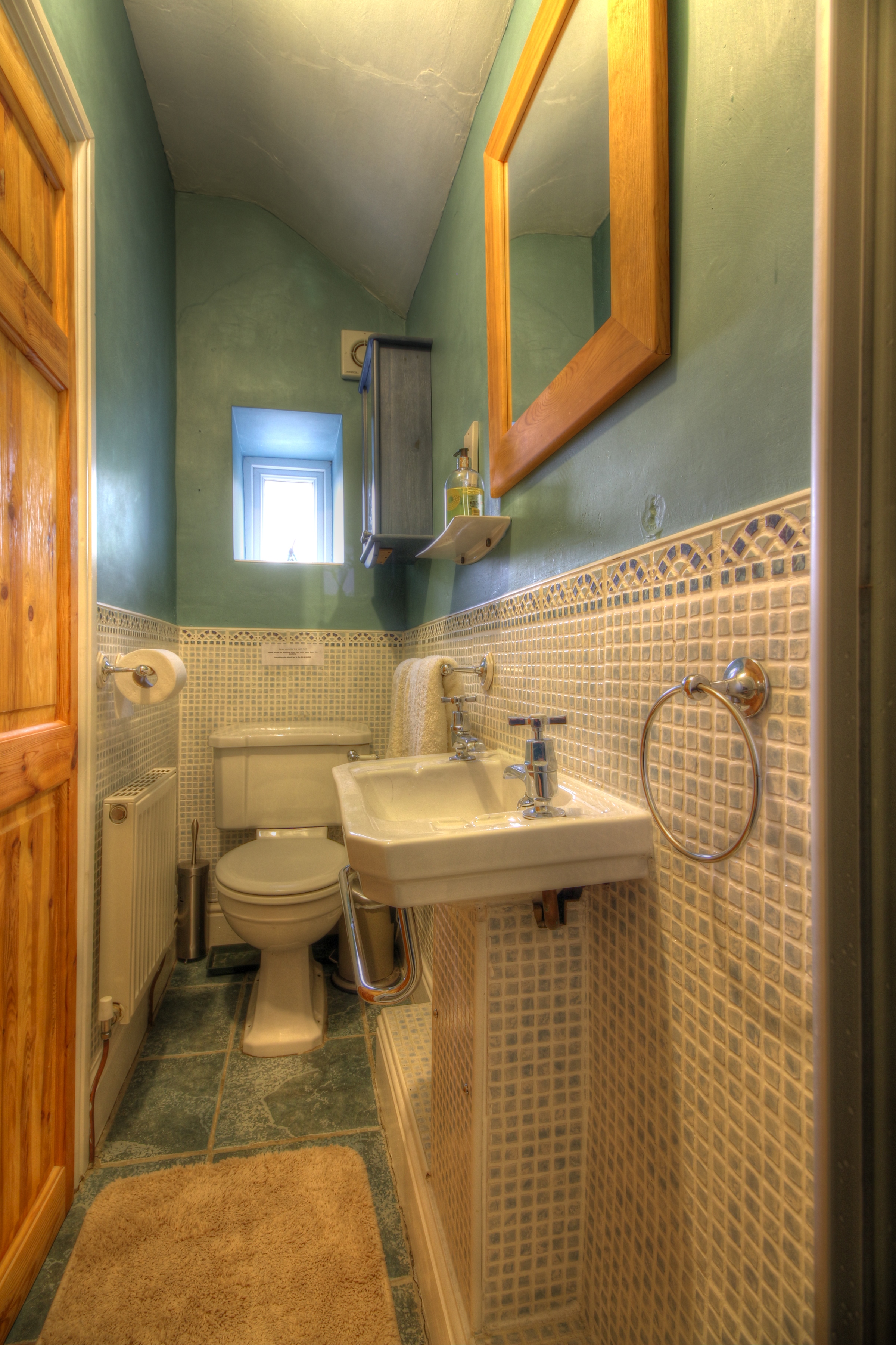 En- suite shower room