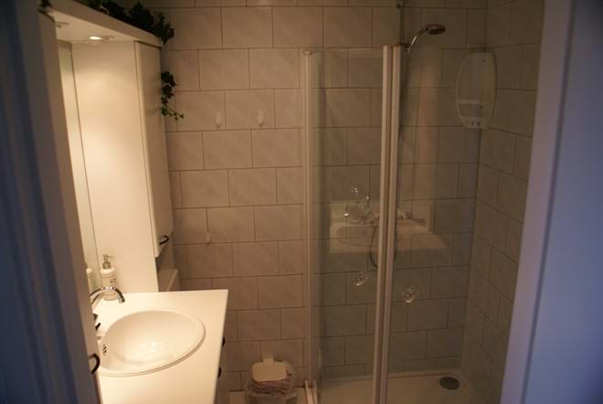 Bathroom with walk-in shower cubicle