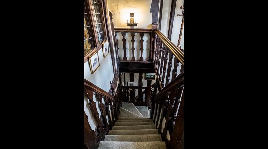 Jacobian staircase