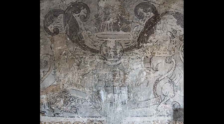 Jacobian wall-painting showing Royal Coat of Arms