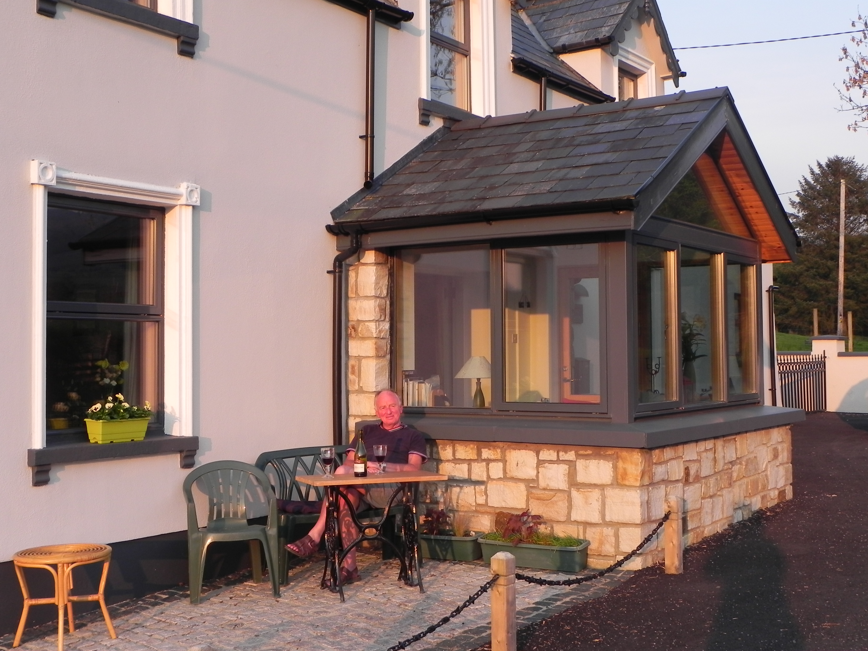 Sundowner at Swiss Cottage