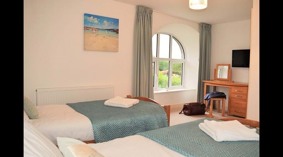 1st Floor Twin Bedroom