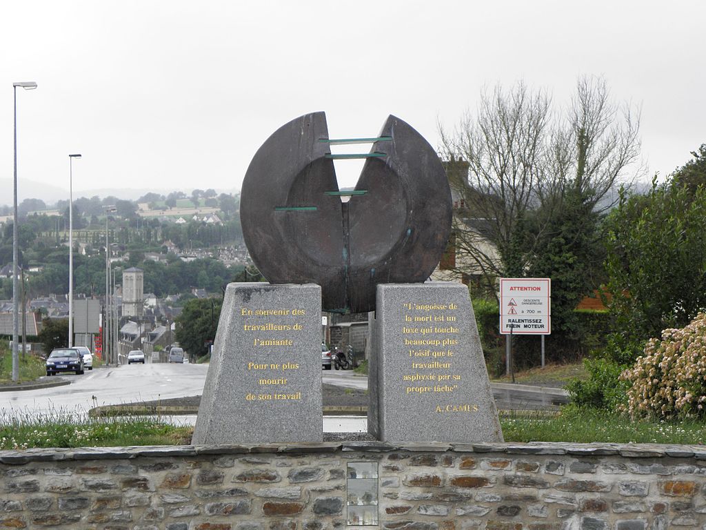 Monumnenbt to those who died from asbestos poisoning, Condé-sur-Noireau, Normandy