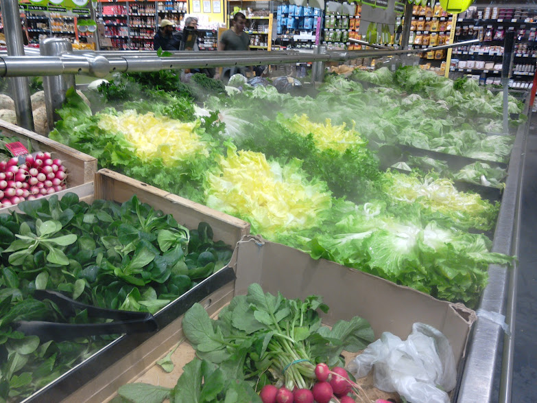 Frech salads sold plastic free, Normandy, France