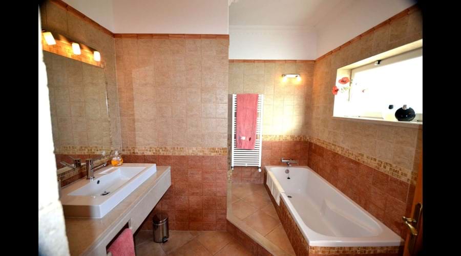 Luxury villas for rent in Algarve, Exclusve holiday homes in Portugal
