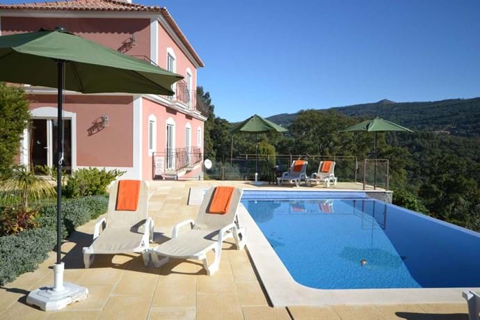 Rent a villa in Algarve Portugal, self catering accommodation in Portugal