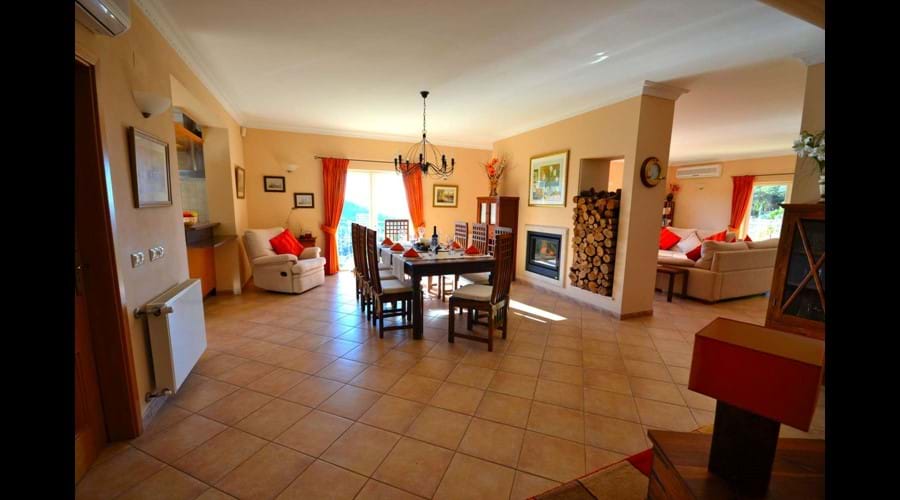 Algarve villas for rent, Villa plus pool for rent in Algarve
