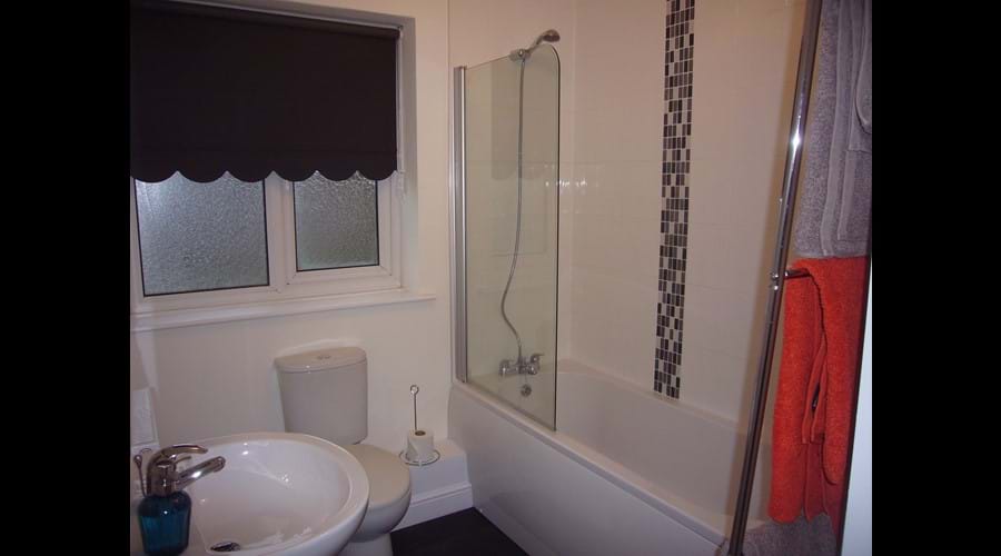 Ensuite bathroom to Master bedroom