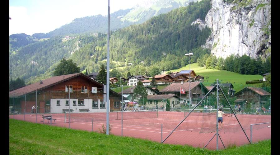Tennis courts and mini golf at 300m