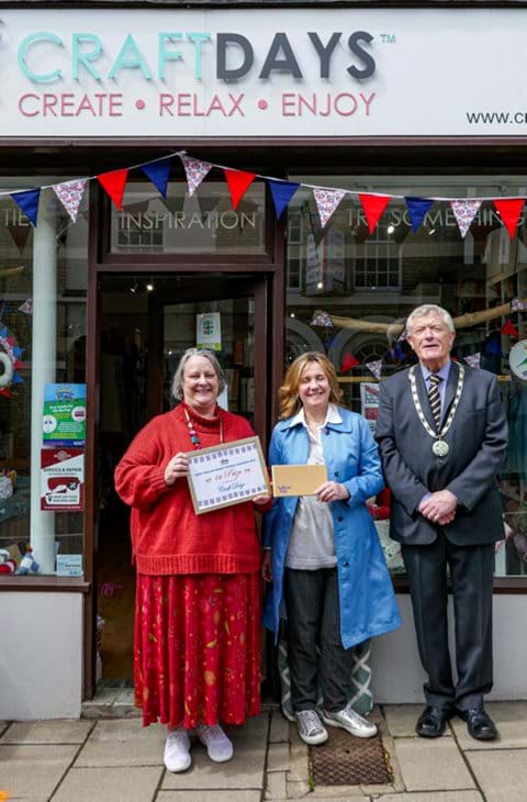 First prize Craft Days - Left to Right: Jane Straw of Craft Days, Angela Dixon of Saffron Hall & Deputy Mayor Richard Freeman