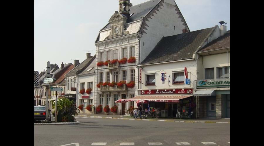 Frevent town hall - 6 mins drive away
