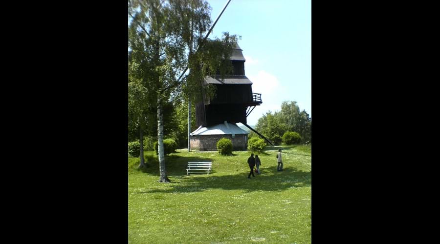 Windmill at Naours, explore the underground caves