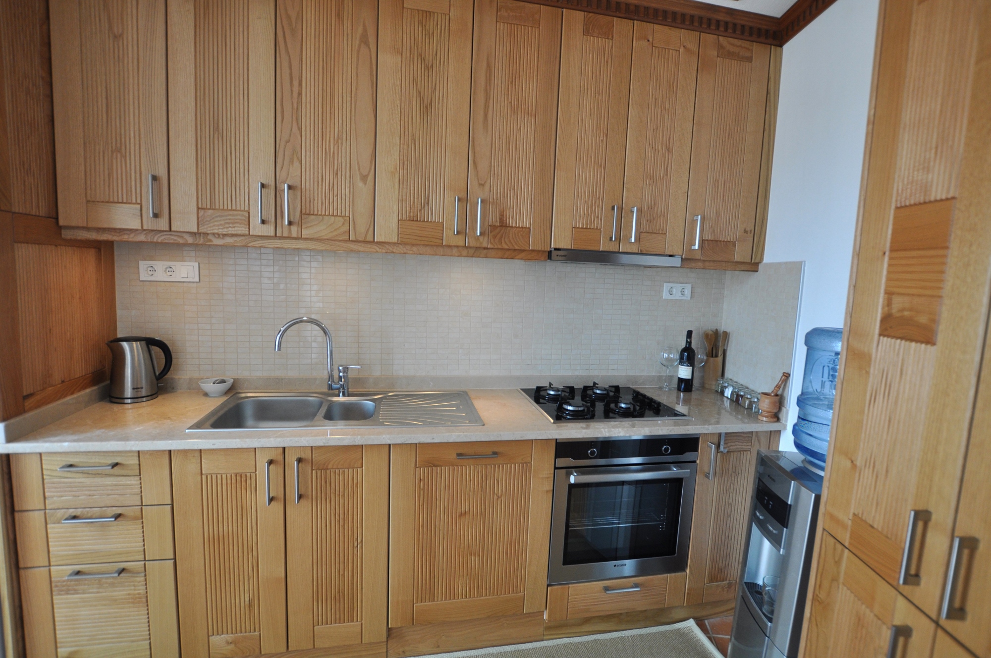 Fully equipped kitchen