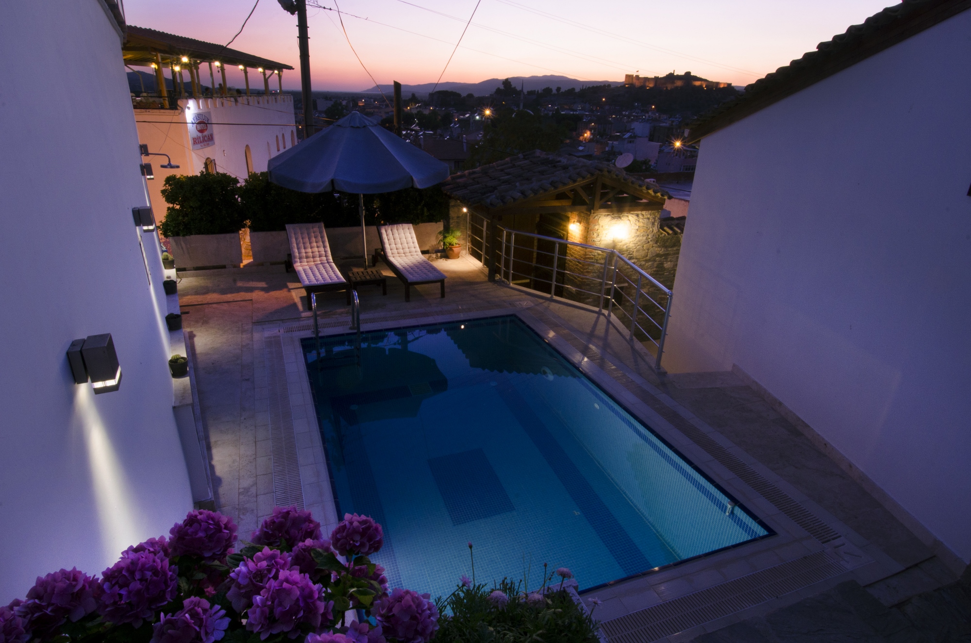 Evening at Ionia House