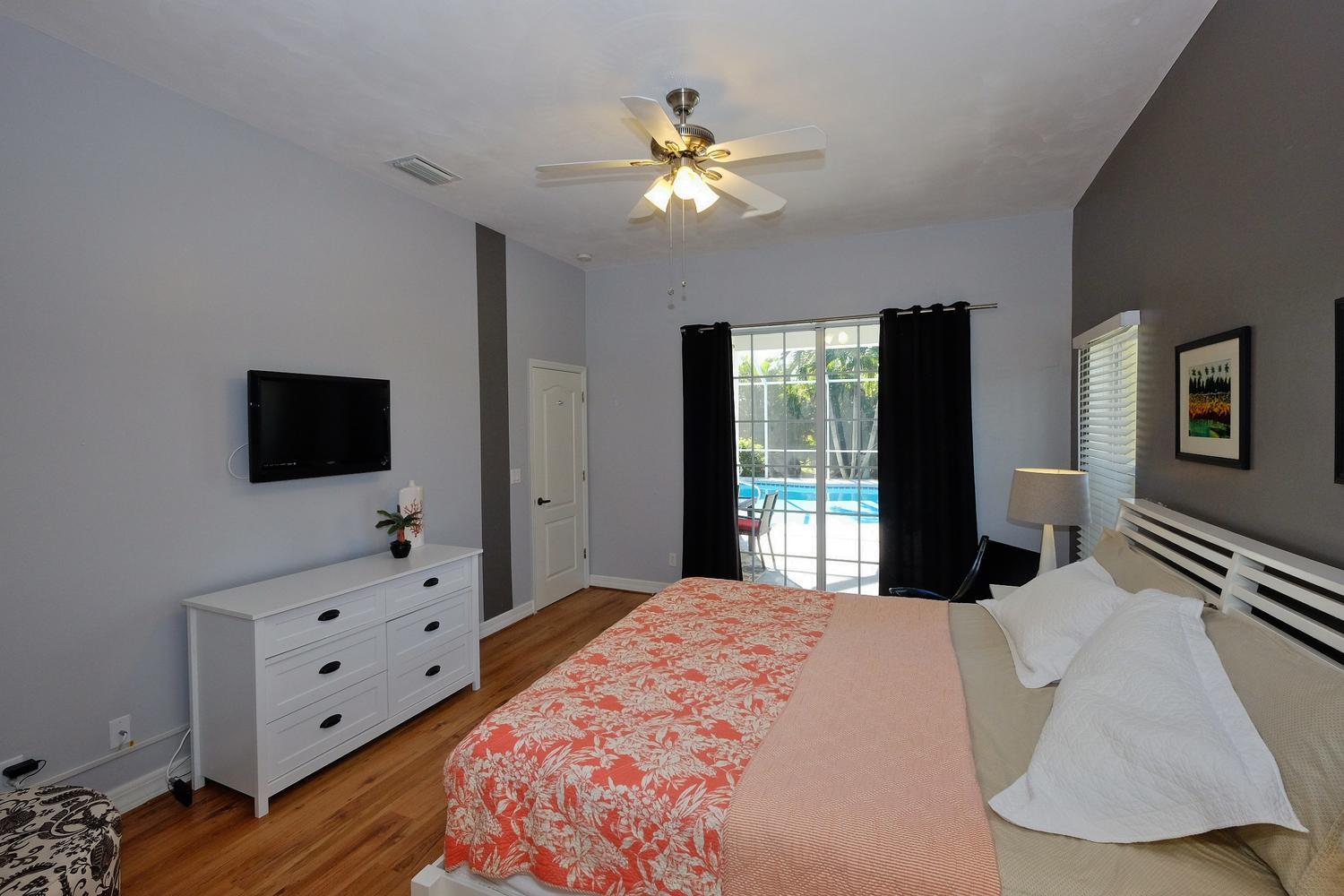 Photos Seven Palms Florida