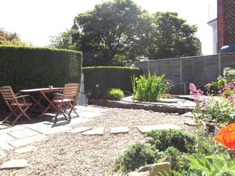 Grosvenor Cottage garden