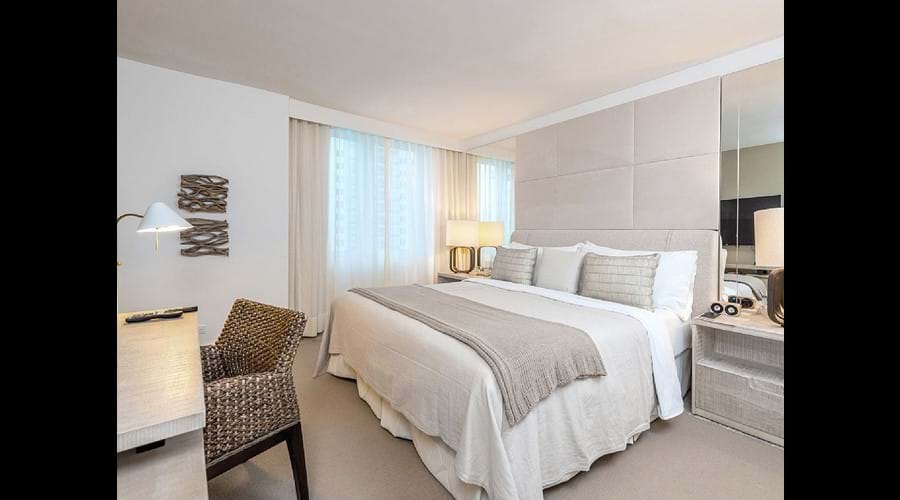 "Large bedroom with king Size bed with the finest egyptian linen"