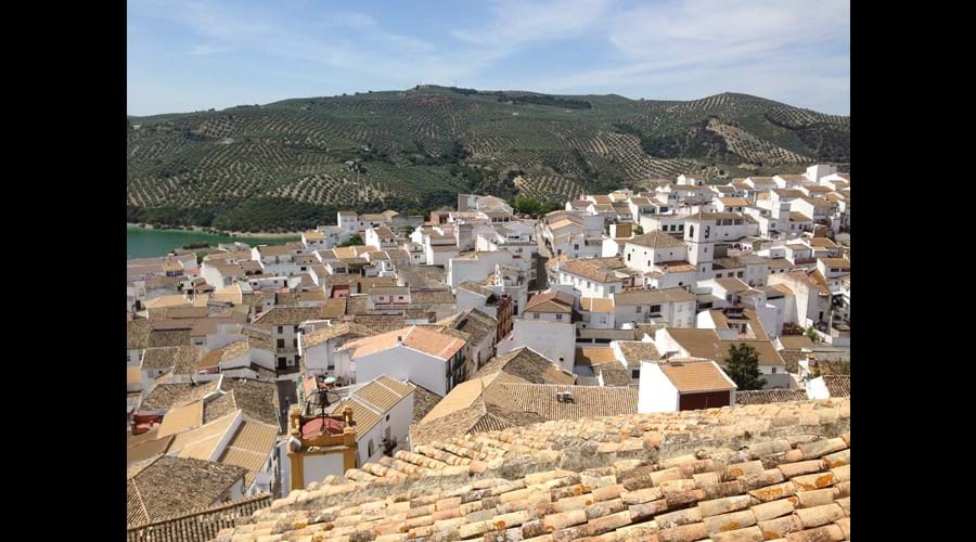 Iznajar roof tops
