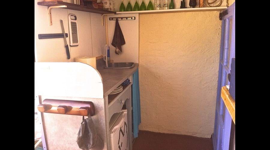 Terrace kitchenette, Writer