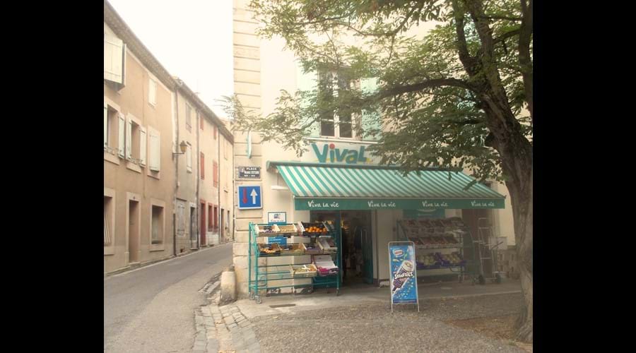 Vival supermarket, Montolieu